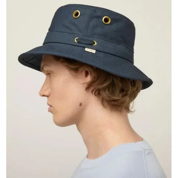 New Tilley T1 Iconic Bucket Hat Medium 7 1/4 New Navy Unisex MSRP$109 - Picture 4 of 16